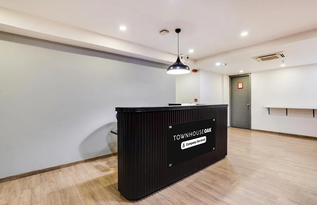 Super Townhouse Oak Indiranagar-1