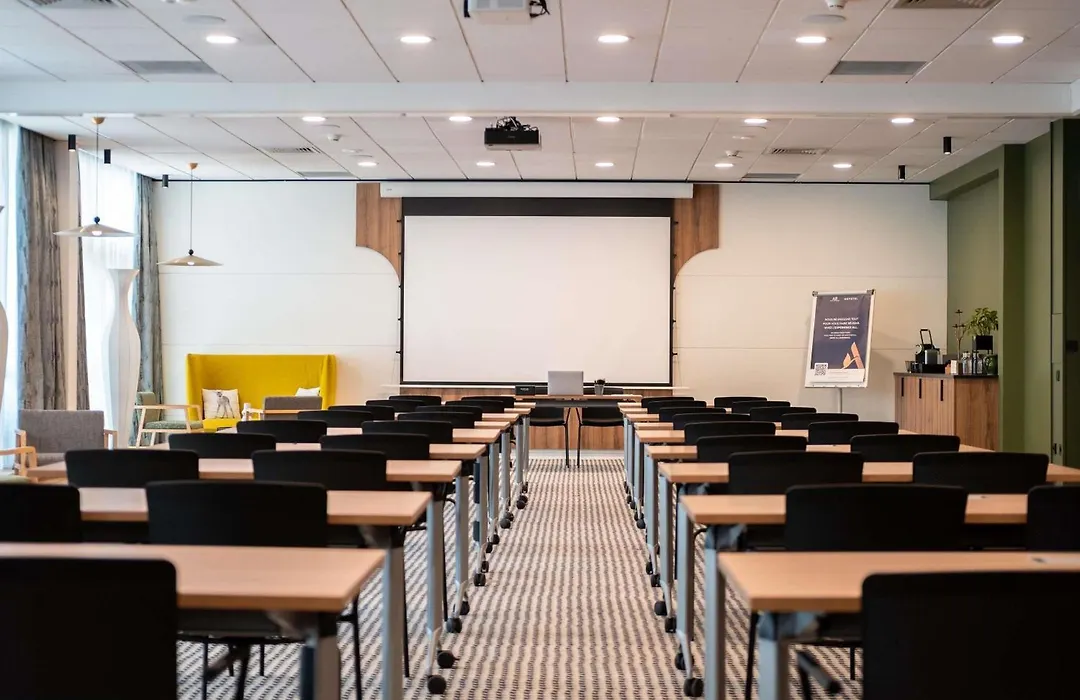Novotel Chartres-1