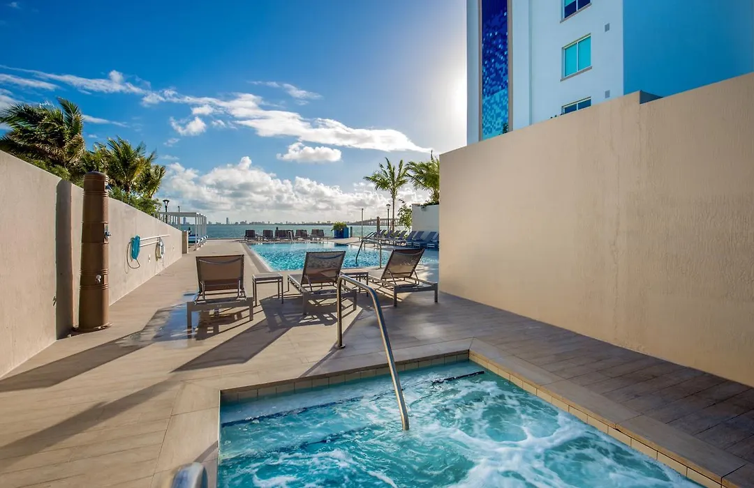 Mare Azur Design District Luxury Apartments-1