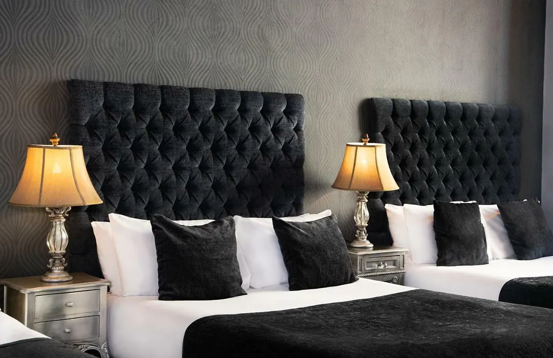 Signature Living Hotel-1