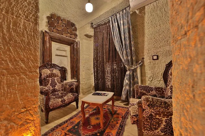 Holiday Cave Hotel-1