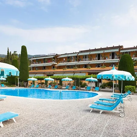 Hotel Garden-2