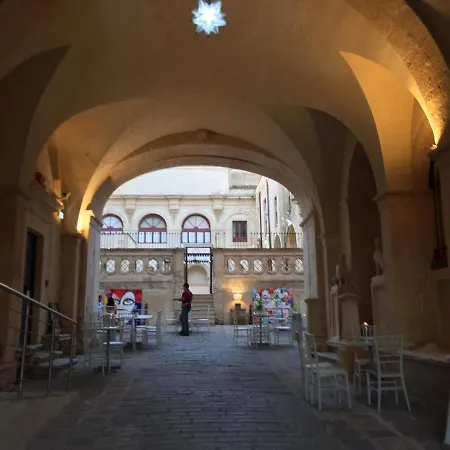Landolina Palace Hotel-2