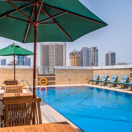 Crystal Plaza Al Majaz Hotel-3