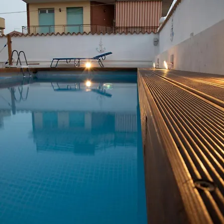 A & G Relax Rooms-2