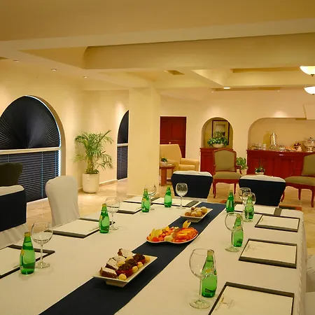 Villa Mercedes Curio Collection By Hilton-3