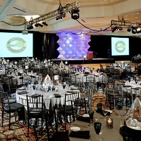 Hilton East Brunswick-2