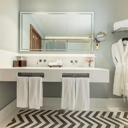 Palacio Solecio, A Small Luxury Hotel Of The World-2