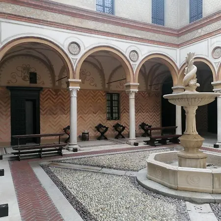 Foresteria Palazzo Guazzoni Zaccaria-2
