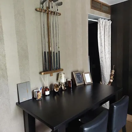 La chambre et le studio du château du golf de Bernalmont-3