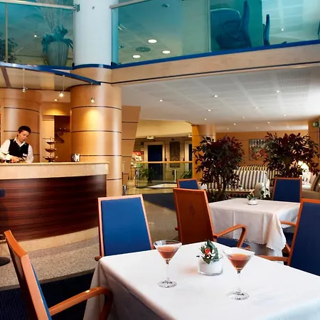Pacific Hotel Fortino-3