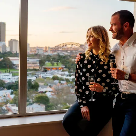 Holiday Inn Sydney Potts Point-3