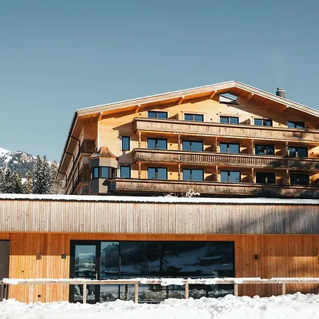 Alpenhotel Kitzbuehel Am Schwarzsee-3