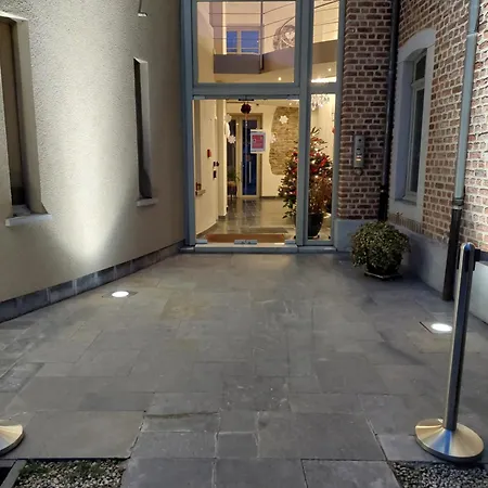 La chambre et le studio du château du golf de Bernalmont-2