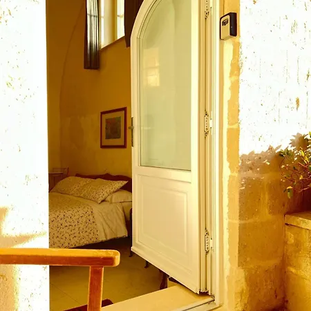 Locus Amoenus-2