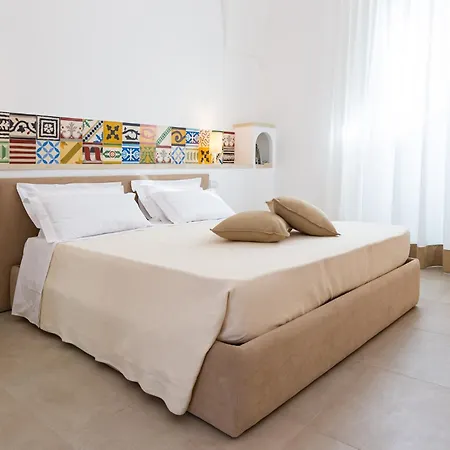 Palazzo Marini B&B Di Charme-3