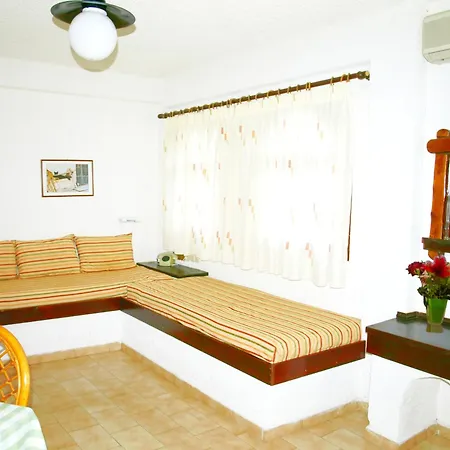 Kastro Studios Apartments-3