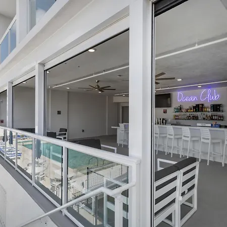 Ocean Club Treasure Island Hotel-2