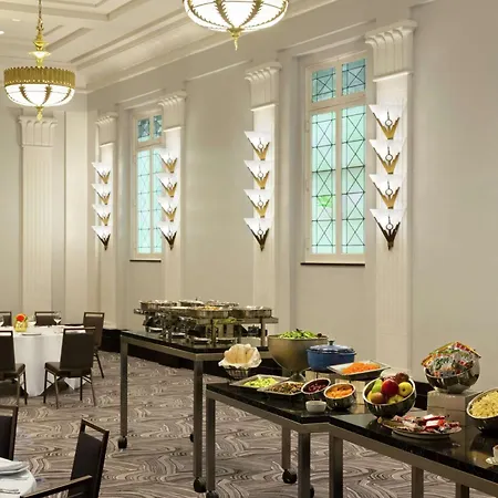 Hilton New Orleans / St. Charles Avenue-3