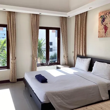 Blooming Hill Boutique Suites-2