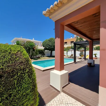 Casa Dos Cedros-2
