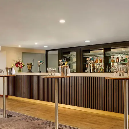 Doubletree By Hilton Lincoln-2