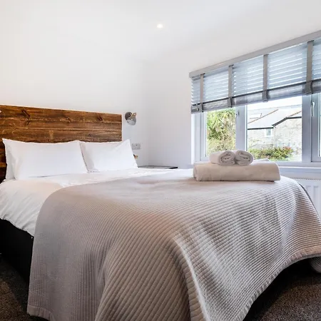 The Nook - Self Serviced Accommodation-3