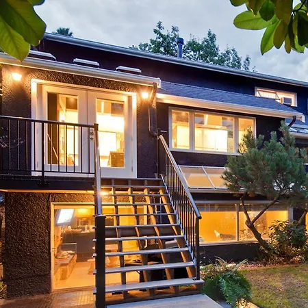 House On Dunbar B&B-3