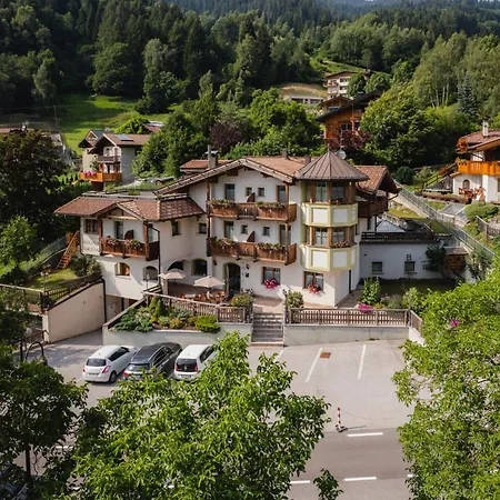 Chalet Campiglio Imperiale Garnì-2