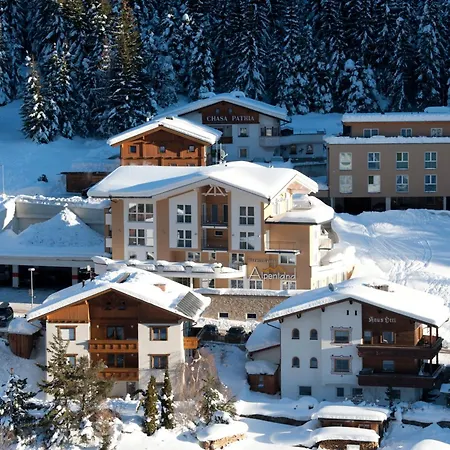 Hotel Garni Alpenland-2