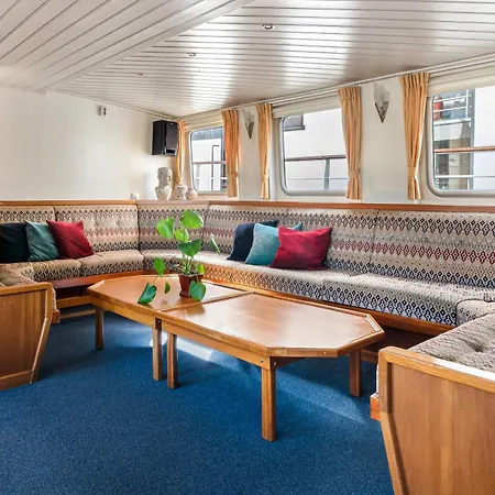 Botel Liza Marleen-2