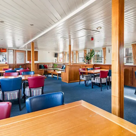 Botel Liza Marleen-3