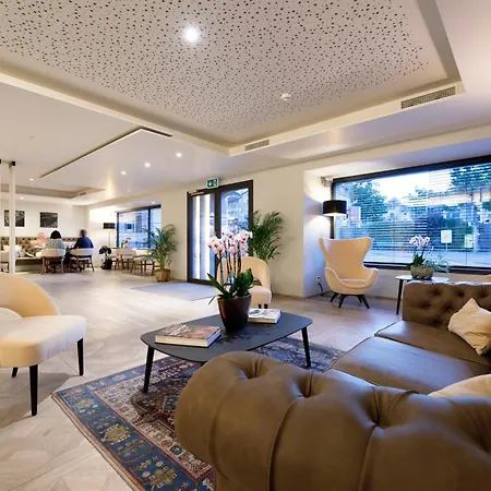 Ambassador Boutique Hotel-2