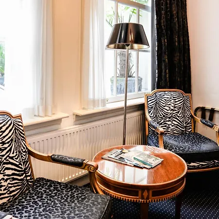 Ambassade Hotel-2