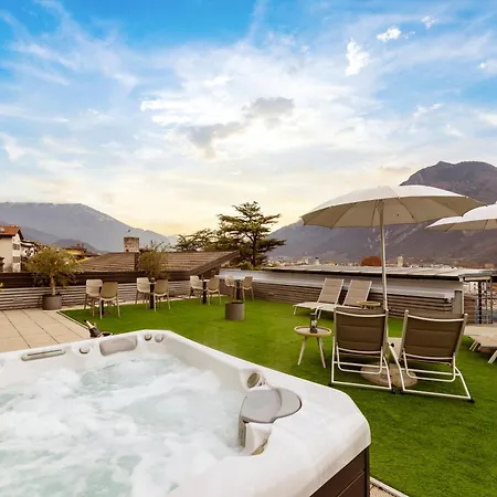 La Villa - Luxury Guest House-3