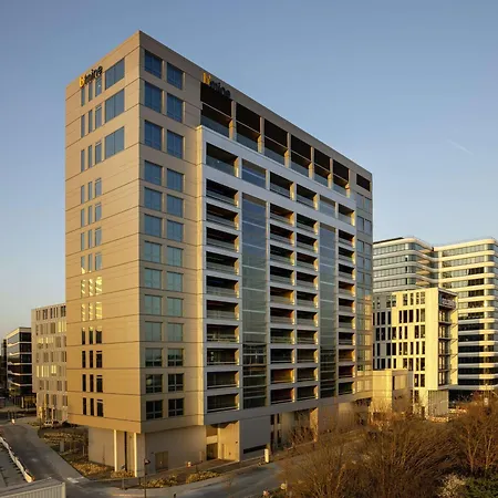 b'mine Hotel Frankfurt Airport-2