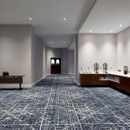 Doubletree By Hilton Montreal-2