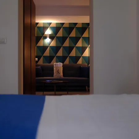 Le Stanze Del Lago Suites & Pool-3