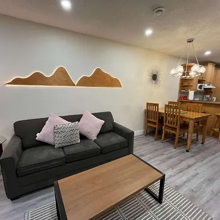 Banff Woods Lodge-2