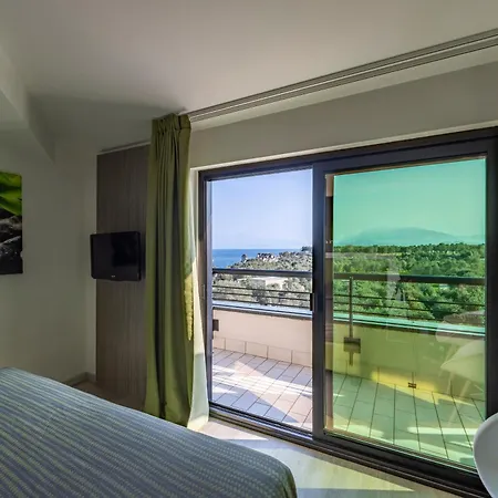 Hotel Ideal-2
