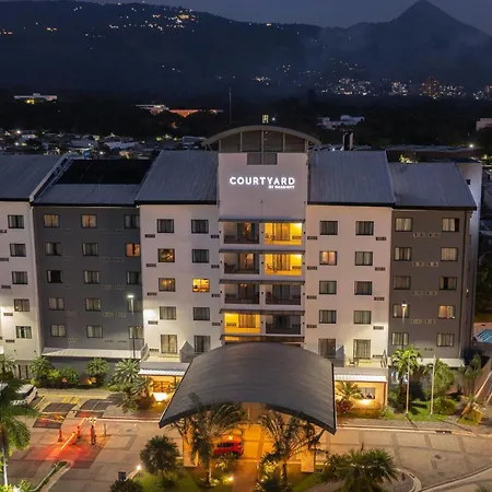 Courtyard By Marriott San Salvador-3