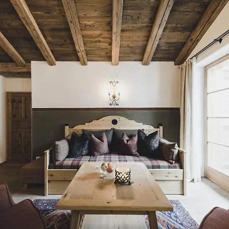 Himmlhof Small Luxury Boutique Hotel-3