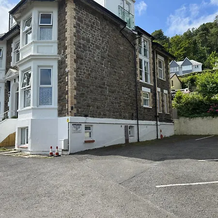 Cairn House - Bed & Breakfast-2