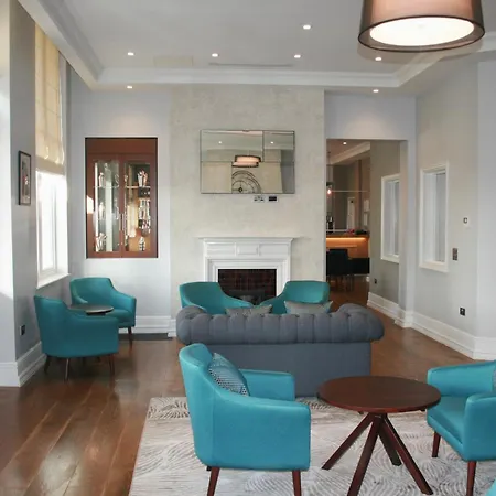 Yarrow Hotel-3