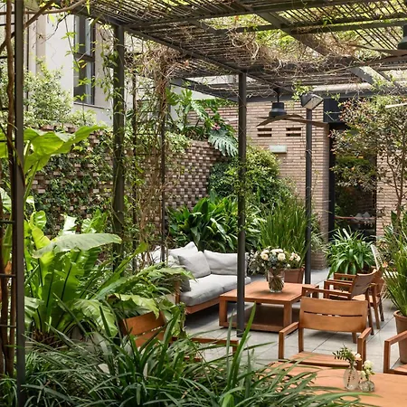 Alexandra Barcelona Hotel, Curio Collection By Hilton-2
