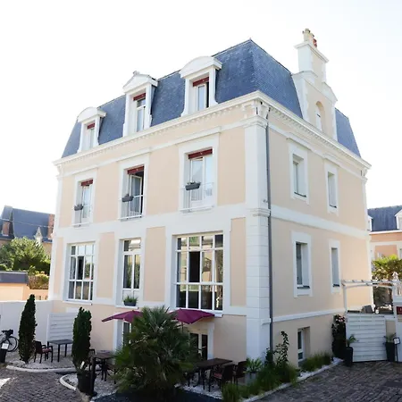 Hôtel La Villefromoy-2