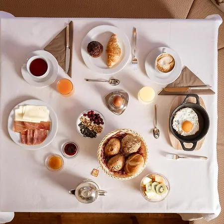 Piccolo - Dolomites & Gourmet Hotel-3