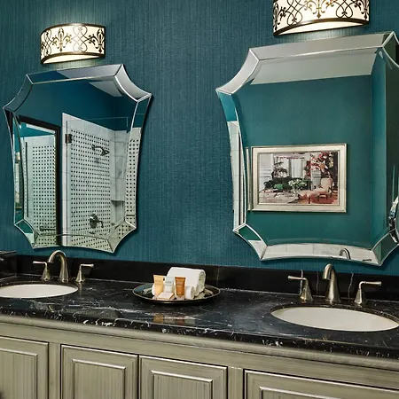 Woolley'S Classic Suites-3