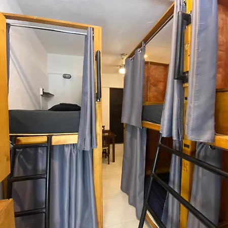 Maui Hostels Playa Del Carmen-3