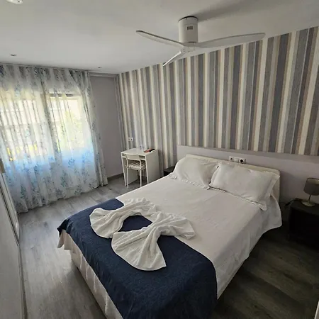 Hostal Foncalada-2